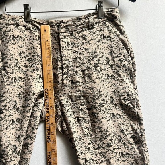 Obakki patterned silk taper relaxed pants Sz 4/ 30" waist - Picture 8 of 11